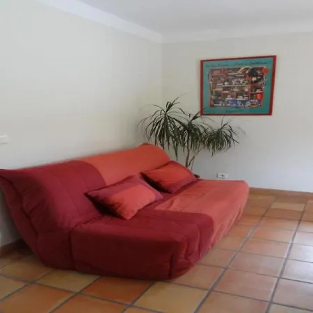 House Zelaia